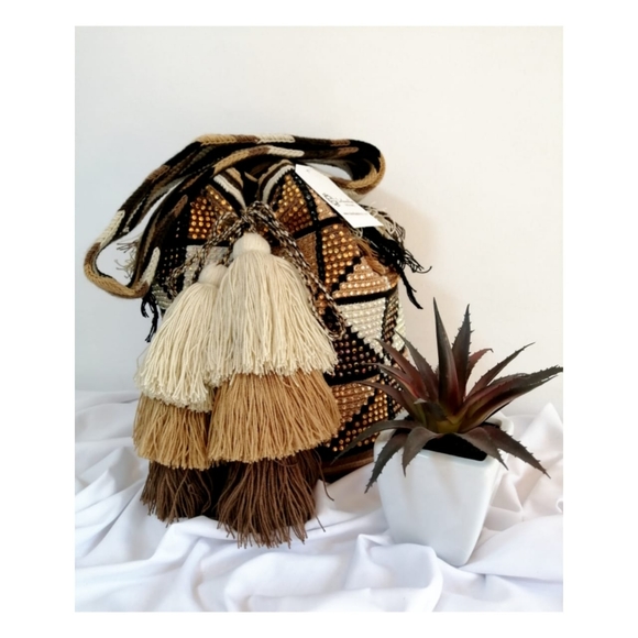 Crystal Wayuu Bag